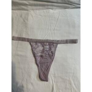 NWOT Simply Vera Vera Wang Lavender Lace & Satin G-String Thong Size S